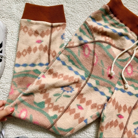 Out From Under Outlander Jogger Pant - Picture 4 of 11